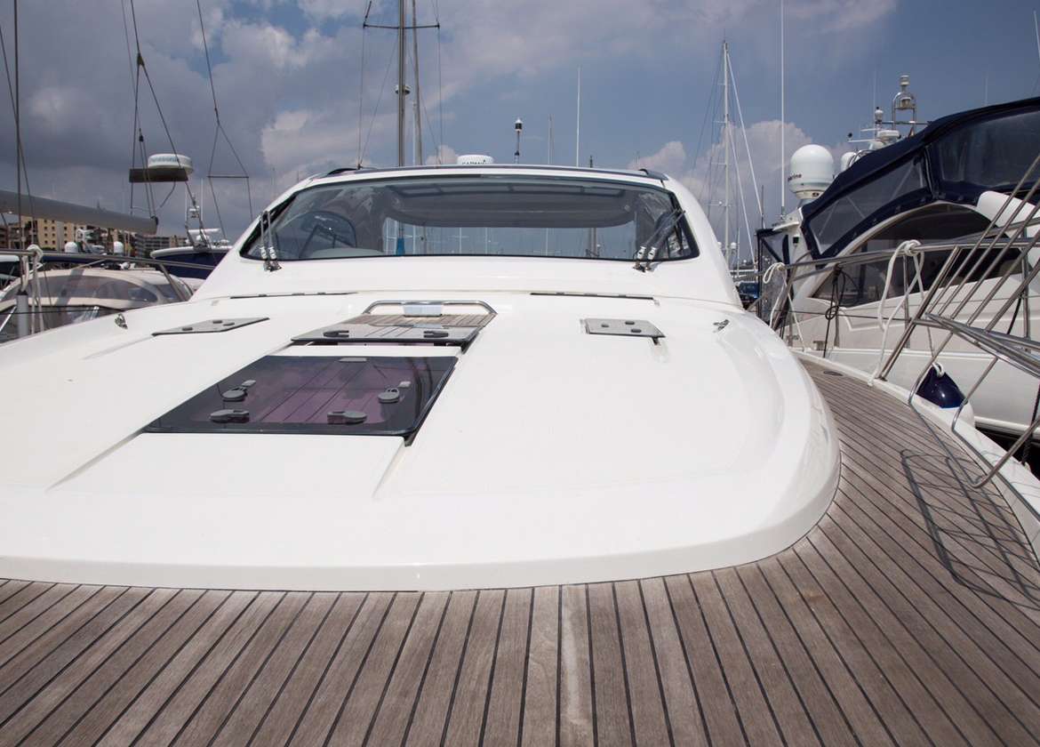 Oberdeck Motoryacht charter bavaria 43 ht sport Mallorca