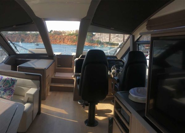 bridge motor yacht charter galeon 640 fly mallorca