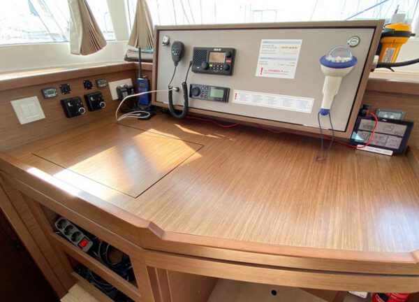 cockpit catamaran lagoon 450 f 2018 bareboat charter mallorca