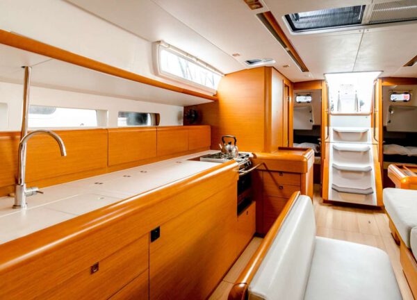 lounge sailing yacht sun odyssey 519 mallorca charter