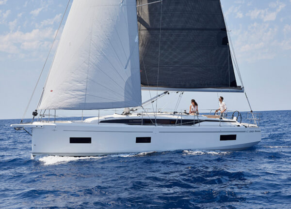 segelyacht bavaria c38 mallorca