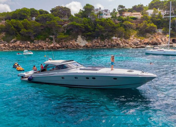 motor yacht charter baia azzurra 63 mallorca