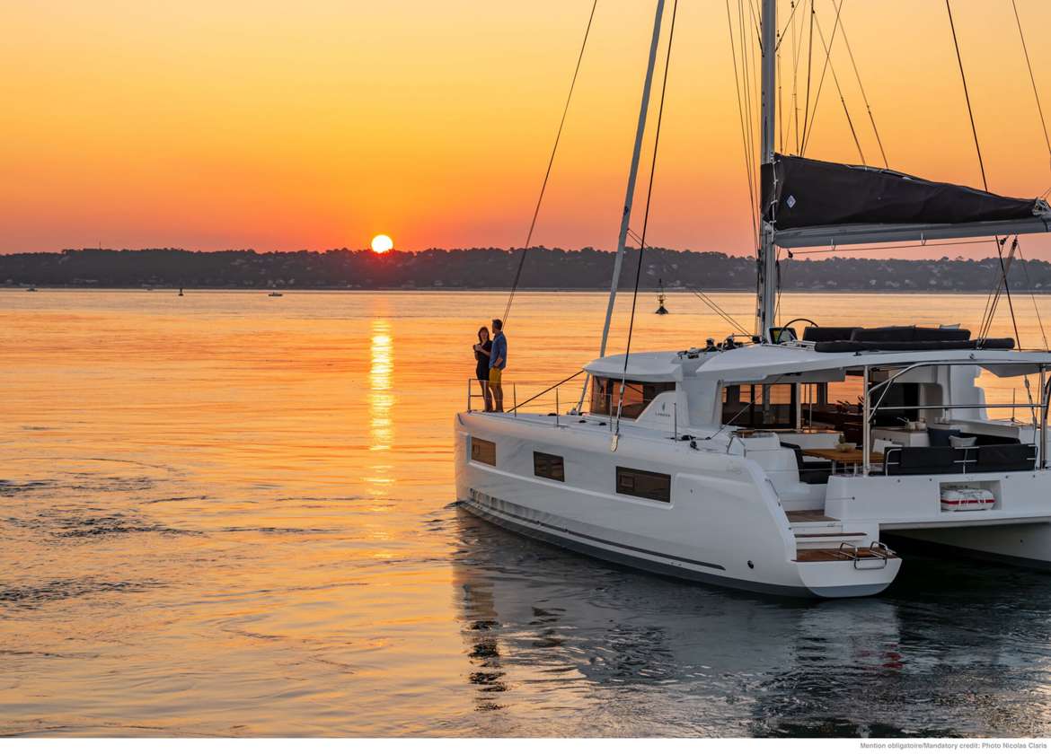 catamaran charter lagoon 46