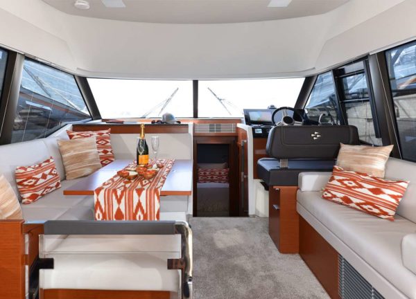 lounge motor yacht prestige 420 fly mallorca
