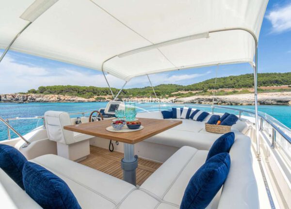 upperdeck motor yacht apreamare maestro 65 trabucaire balearics