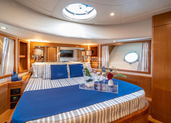 vip cabin motor yacht apreamare maestro 65 trabucaire