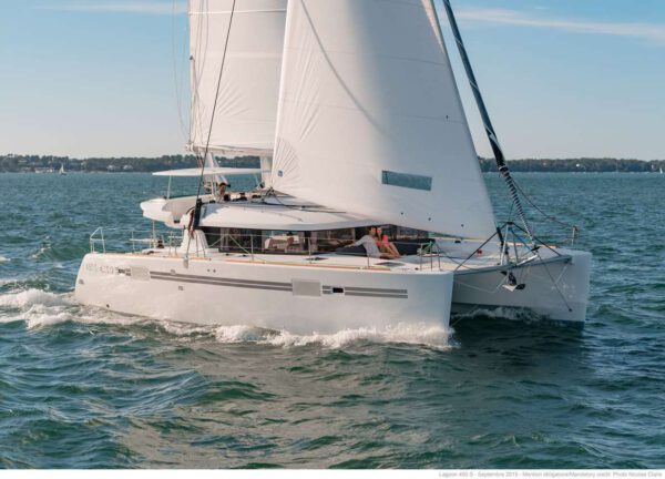 catamaran charter mallorca lagoon 450s