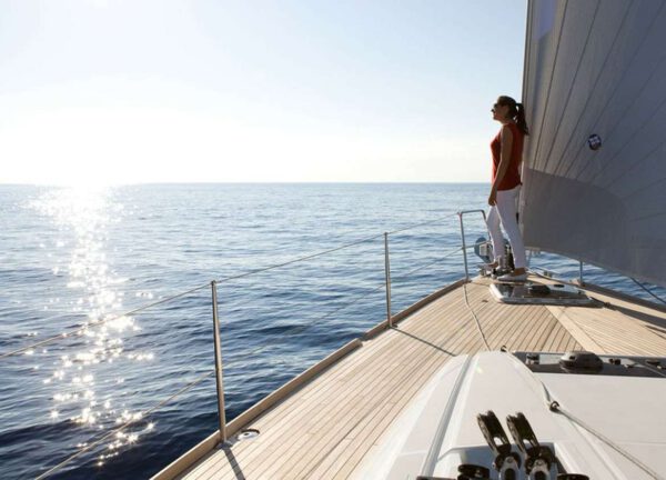 upperdeck sailing yacht jeanneau sun odyssey 519 mallorca