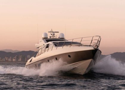 Motoryacht charter azimut 68s manzanos Mallorca