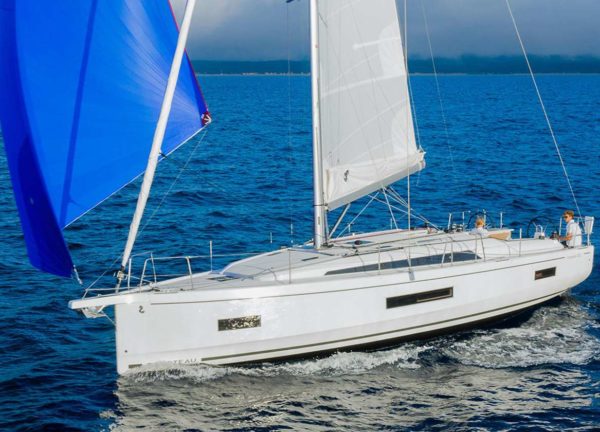 sailing yacht oceanis 40 1 mallorca charter