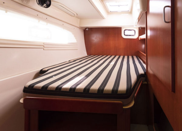 cabin catamaran leopard 444 mallorca charter