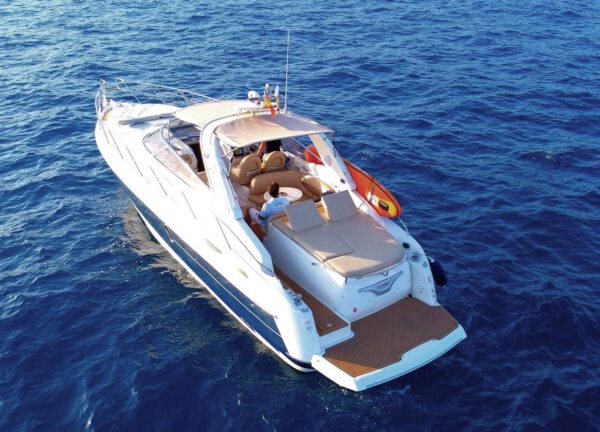 motor yacht cranchi 41 for charter