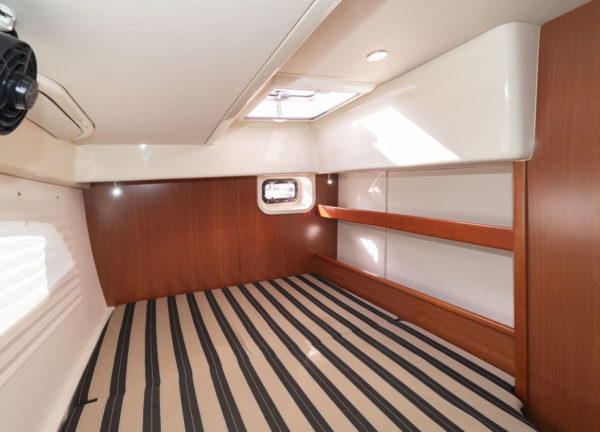 vip cabin catamaran leopard 444 mallorca charter