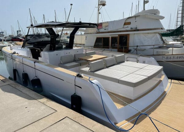 rear motor yacht pardo 43 mallorca