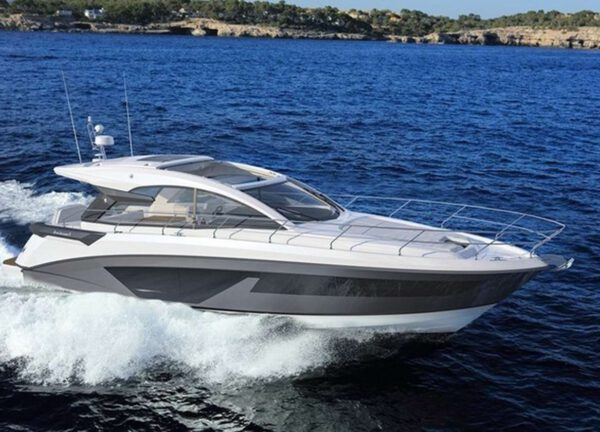 beneteau gran turismo 45 motor yacht