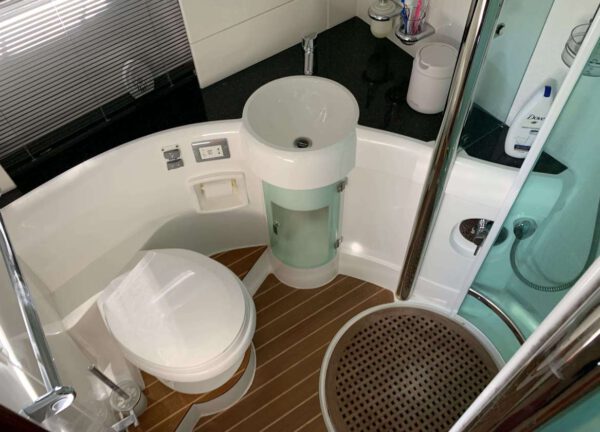 bathroom motor yacht fairline targa 52 lady g mallorca