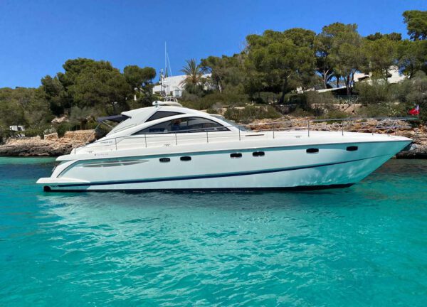 motor yacht charter fairline targa 52 lady g