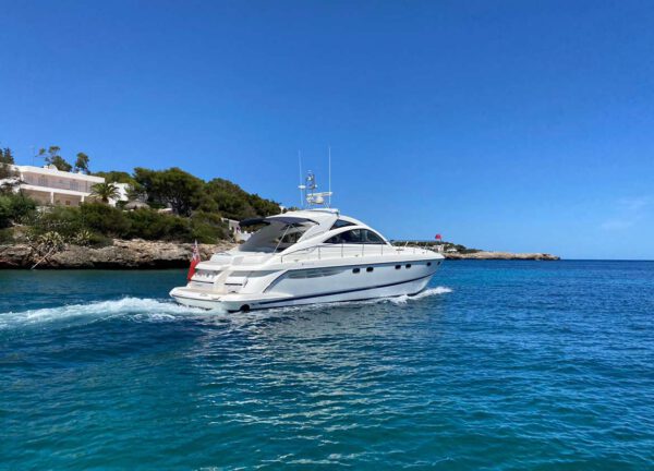 motor yacht charter fairline targa 52 lady g mallorca