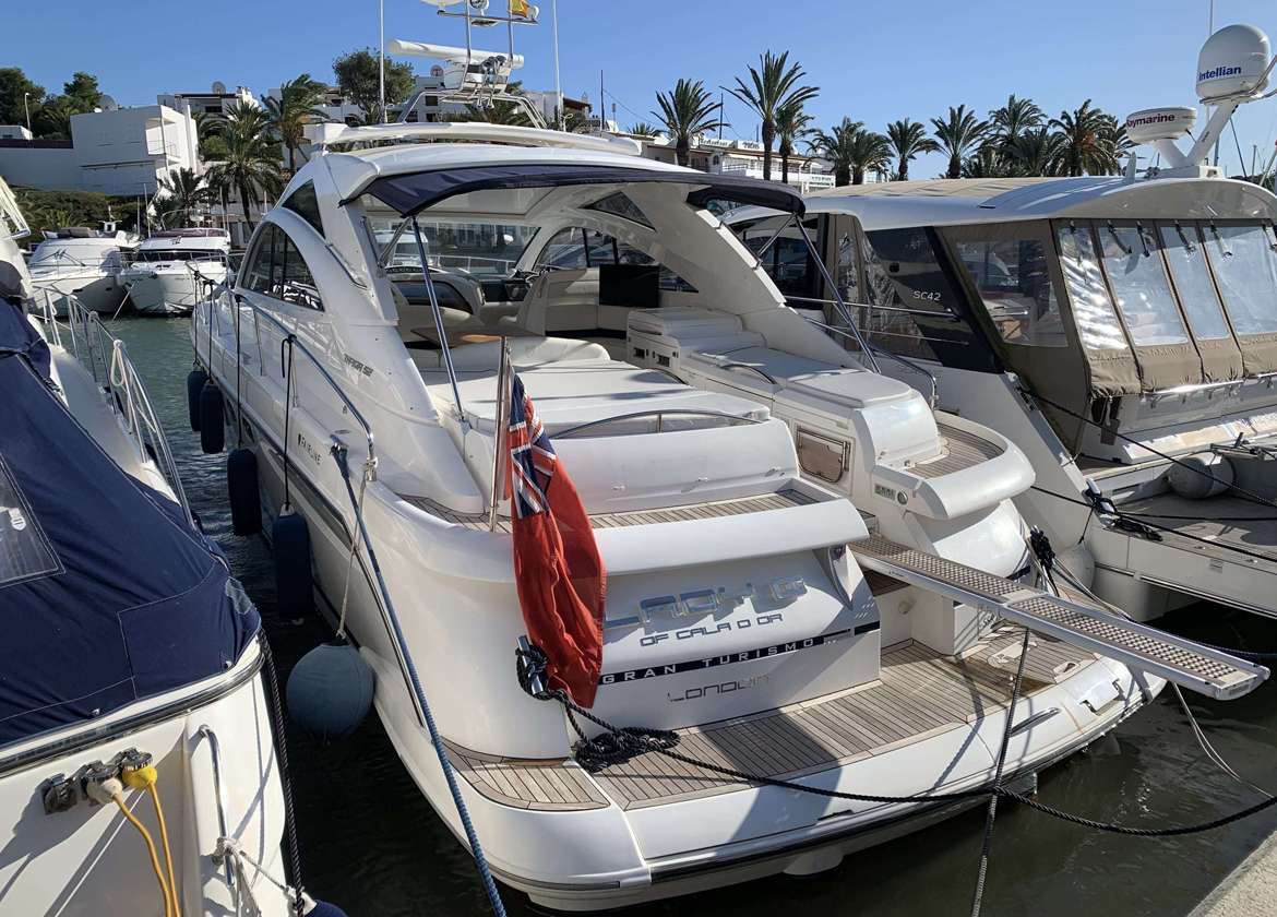 Heck fairline targa 52 lady g charter yacht Mallorca