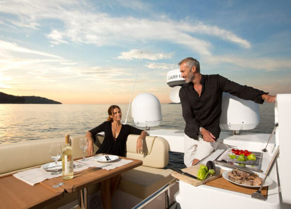 upperdeck seating motor yacht bavaria 420 virtesse fly mallorca