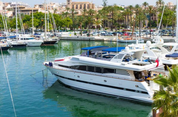 yacht charter mallorca mit crew