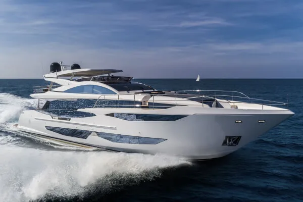 luxury-yacht-pure-yachting