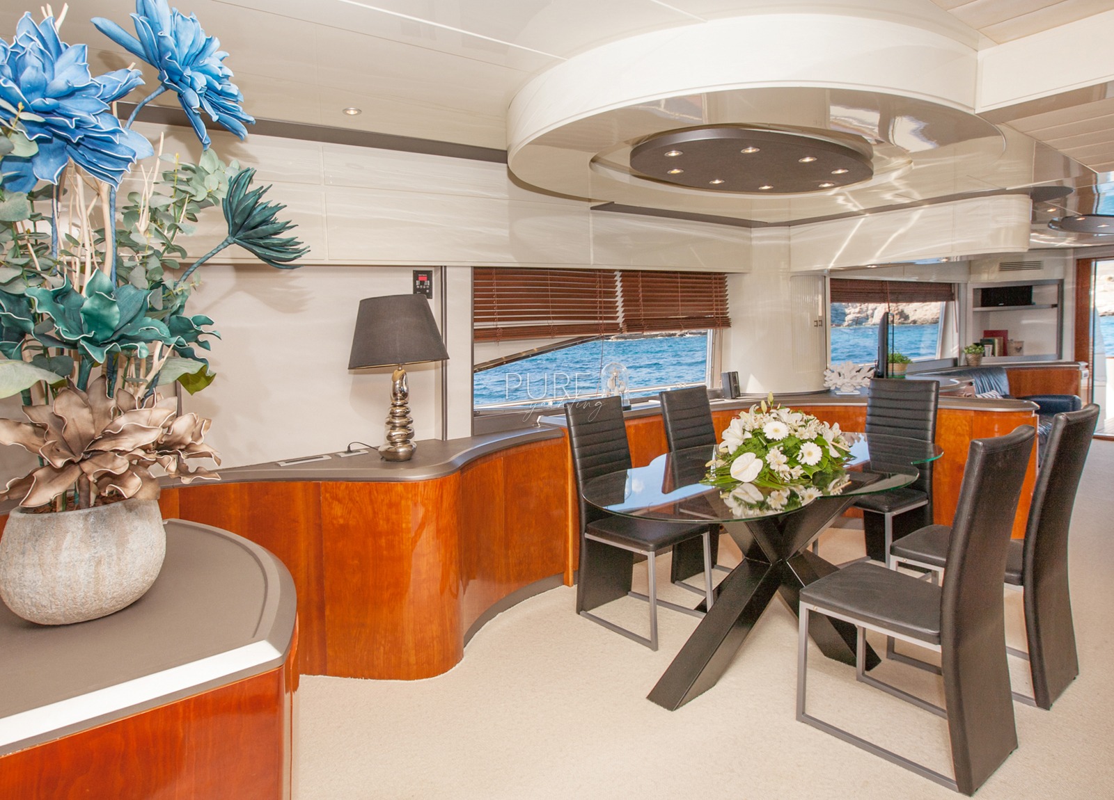 dining table luxury yacht mochi craft 85 balearic islands