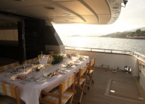 upperdeck-seating-luxury-yacht-sanlorenzo-100