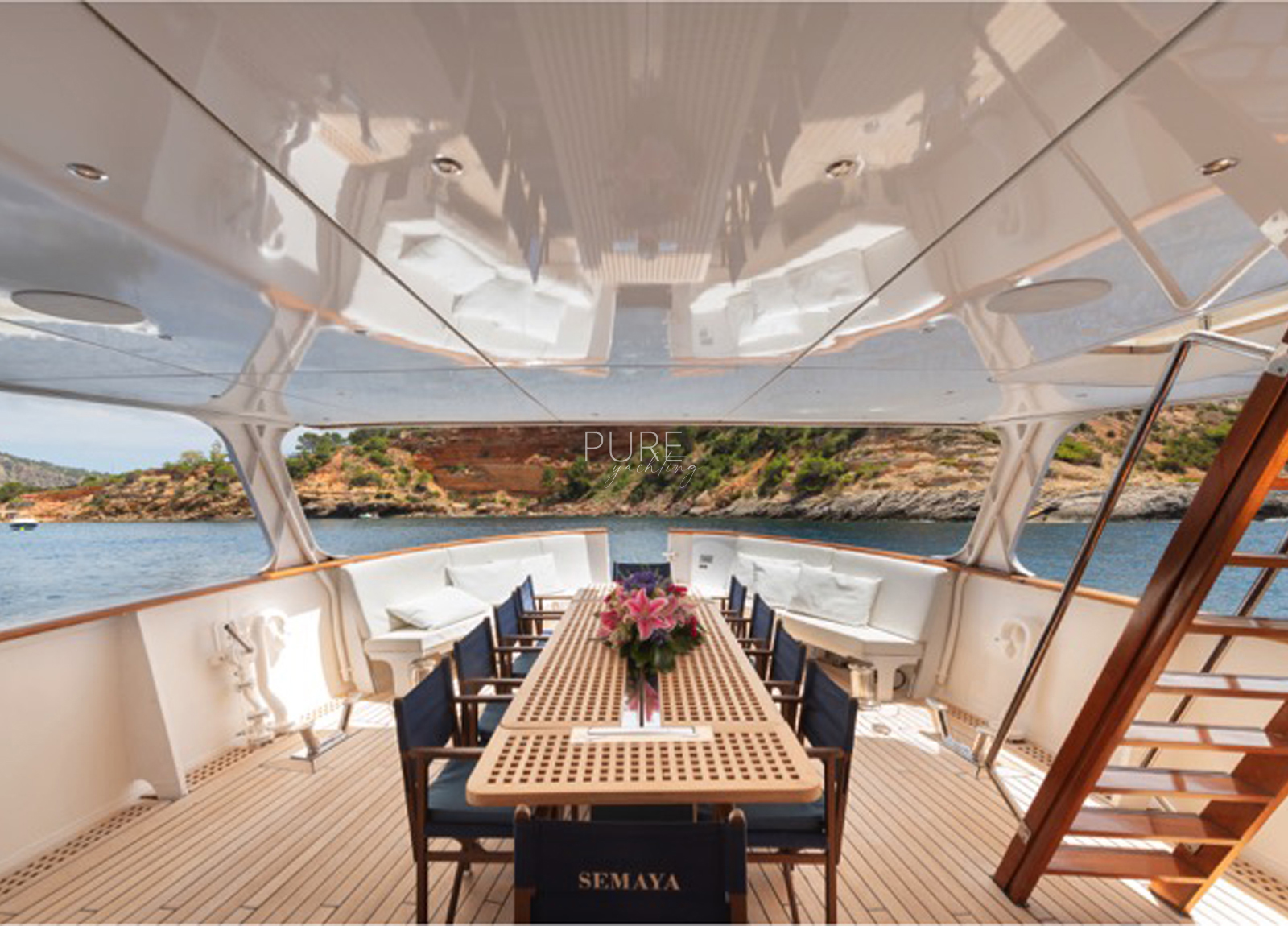 luxury yacht semaya navetta 31 balearics