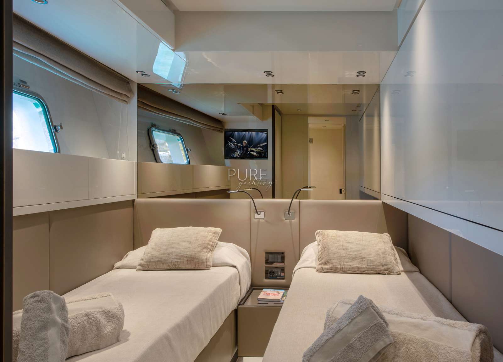 two bed cabin yacht charter luxury sanlorenzo sx88