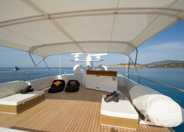 upperdeck luxury yacht navetta 31 balearic islands