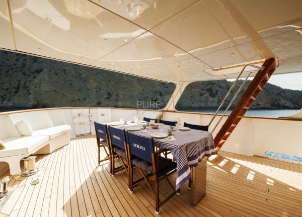 upperdeck seating luxury yacht navetta 31 balearics