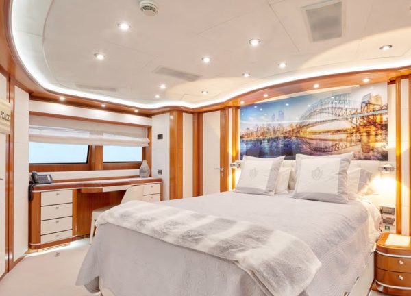 doublebed luxury yacht crm 130 bunker