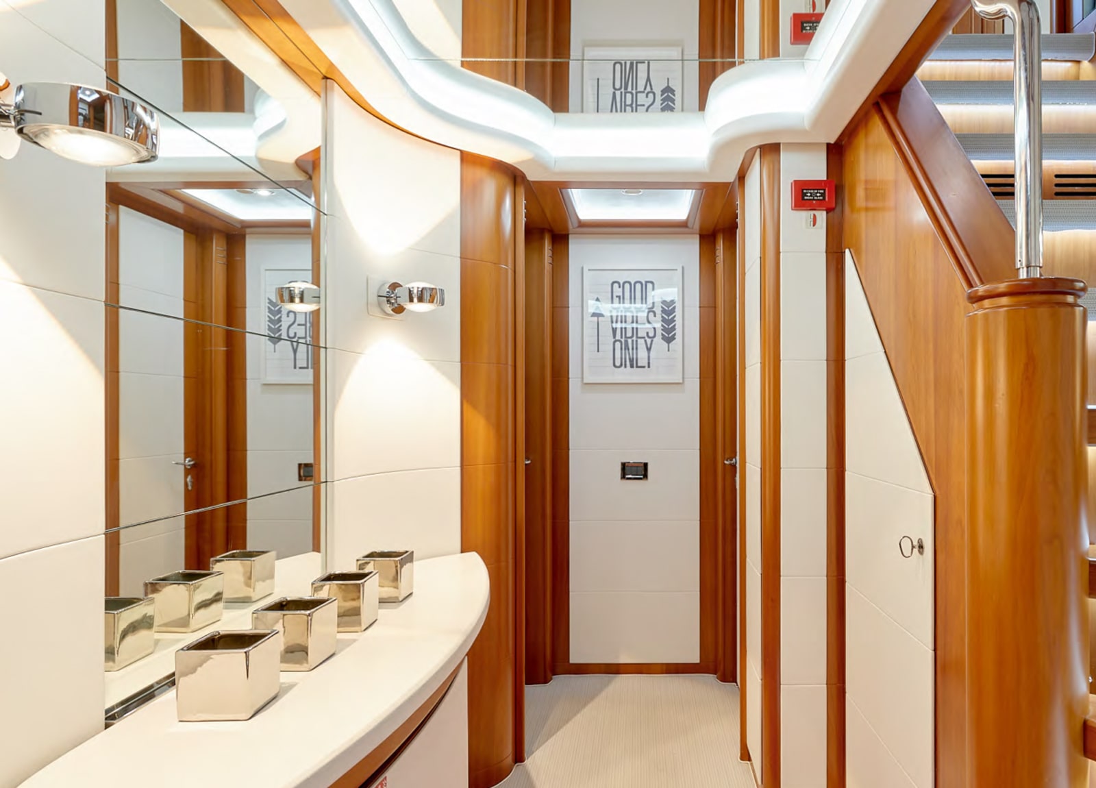 hallway luxury yacht crm 130 bunker