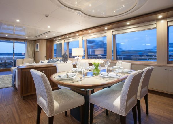 dining table luxury yacht mulder 286m firefly