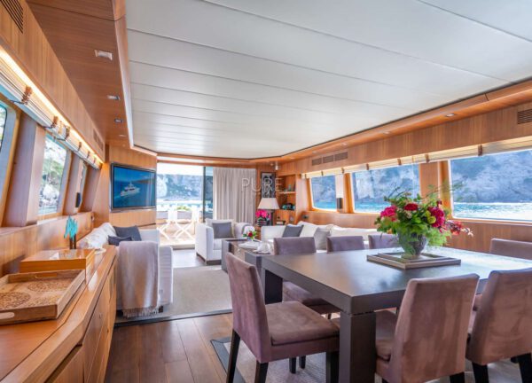 lounge luxury yacht lex maiora 26m balearics