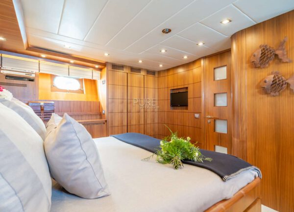 master cabin luxury yacht lex maiora 26m balearics