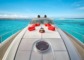sunbeds-luxury-yacht-pershing-72-legendary-balearic-islands