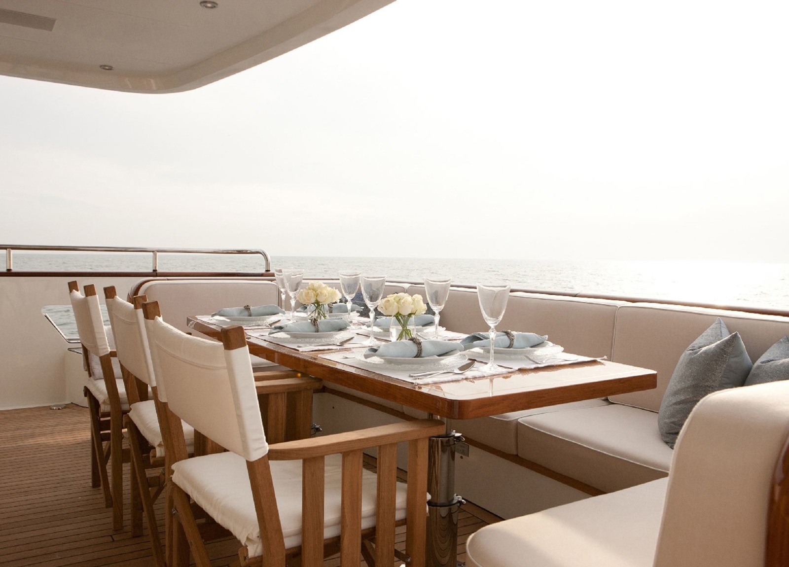 upperdeck luxury yacht mulder 286m firefly western mediterranean