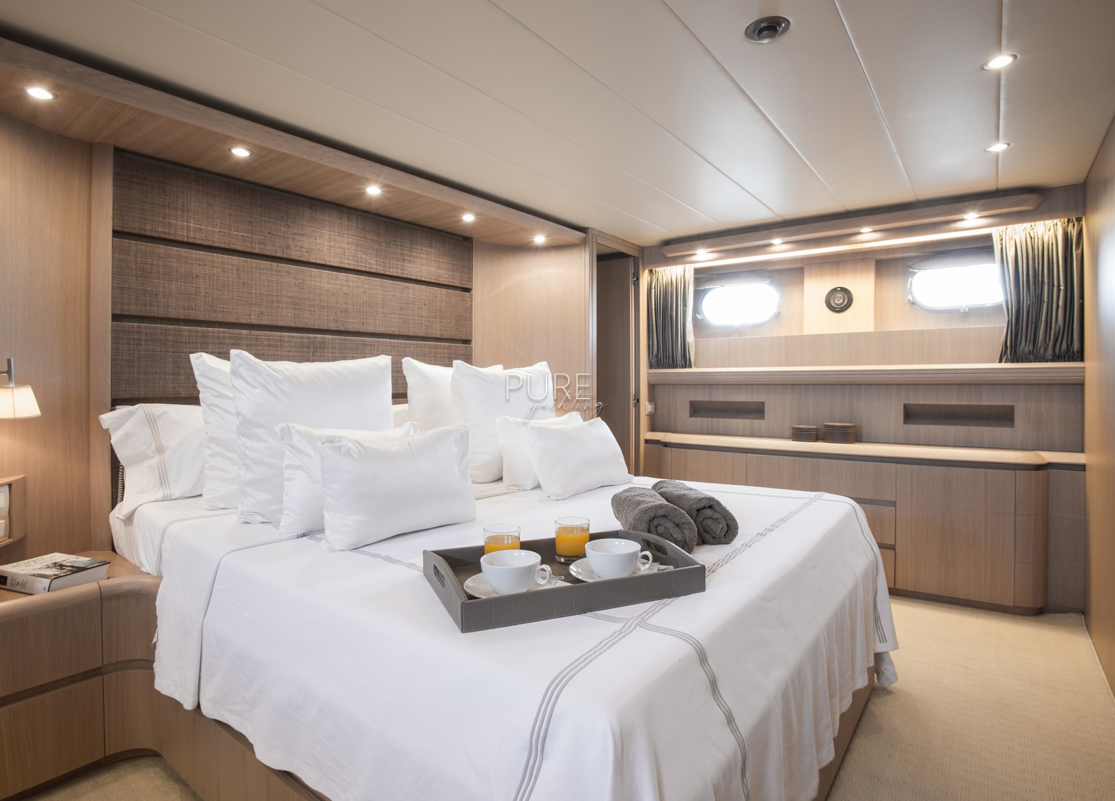 vip kabine luxusyacht maiora 28m sublime mar spanien