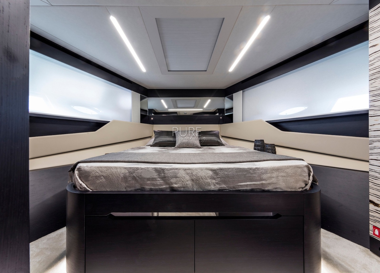 vip cabin luxury yacht pershing 8x beyond balearics