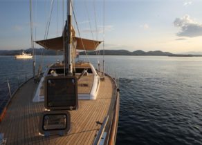 upperdeck-luxury-yacht-nautors-swan-eastern-mediterranean