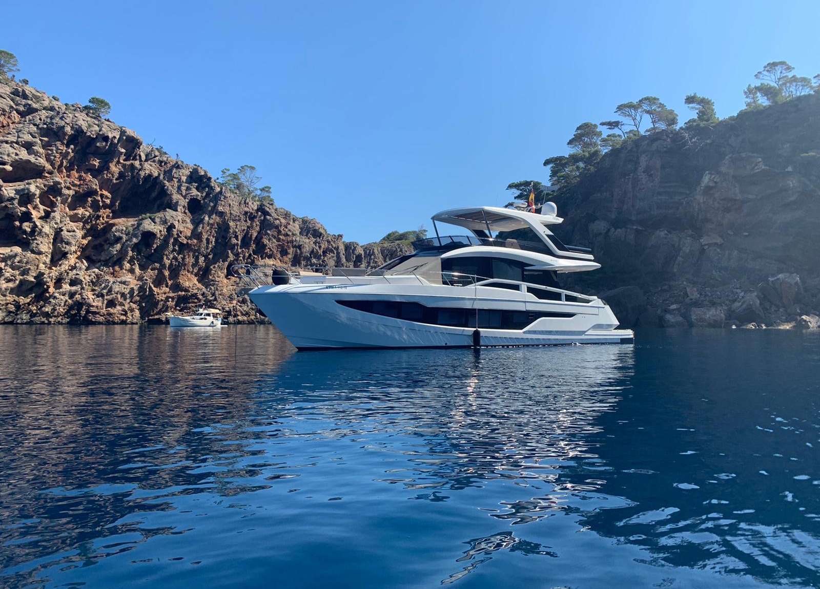 luxury yacht galeon 640 fly habana iv balearic islands charter