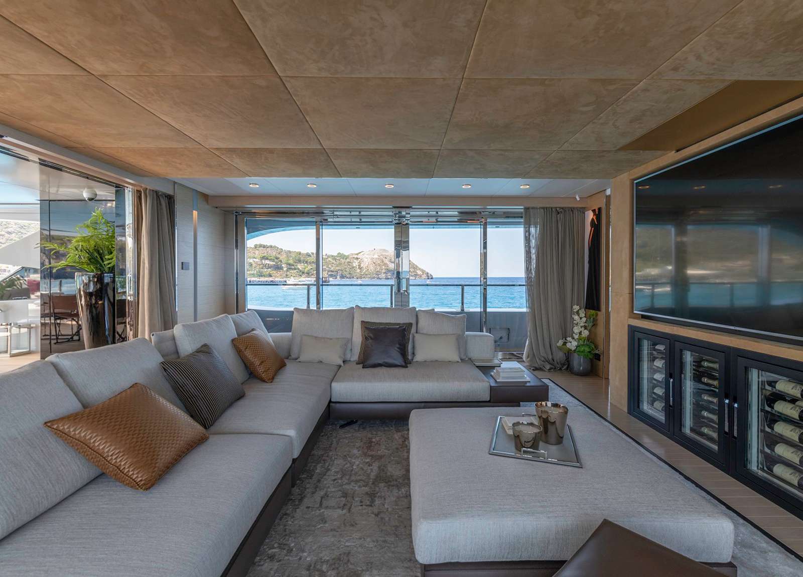 living room luxury yacht rossinavi 50m lel