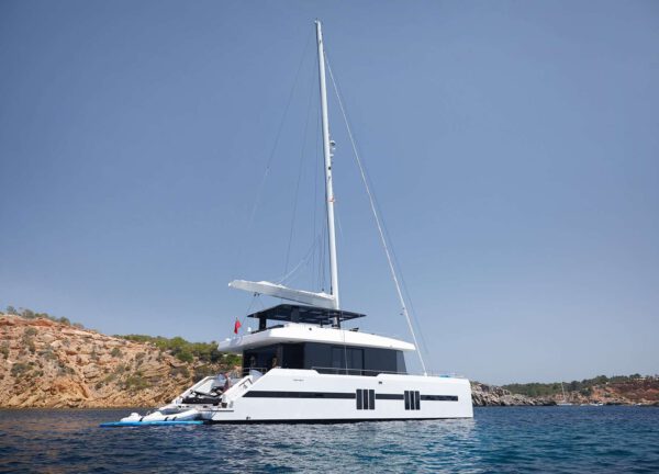 luxury catamaran sunreef supreme 68 midori for charter spain