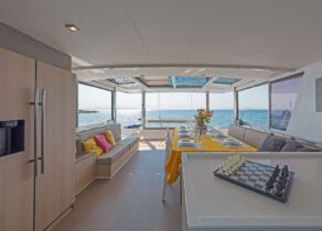 lounge-luxury-yacht-bali-5-4-babalu-greece