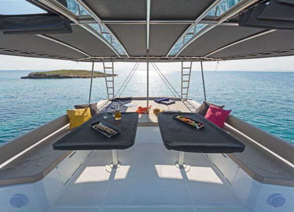 upperdeck luxury yacht bali 5 4 babalu