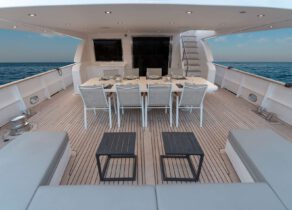 upperdeck-luxury-yacht-bugari-112-project-steel-greece