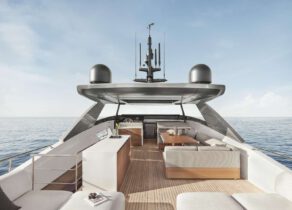 luxury-yacht-sanlorenzo-sl-90-asymmetric-seven-cote-d-azur-upperdeck