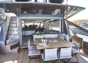 upperdeck-luxury-yacht-charter-pershing-9x-baloo-iii-balearic-islands